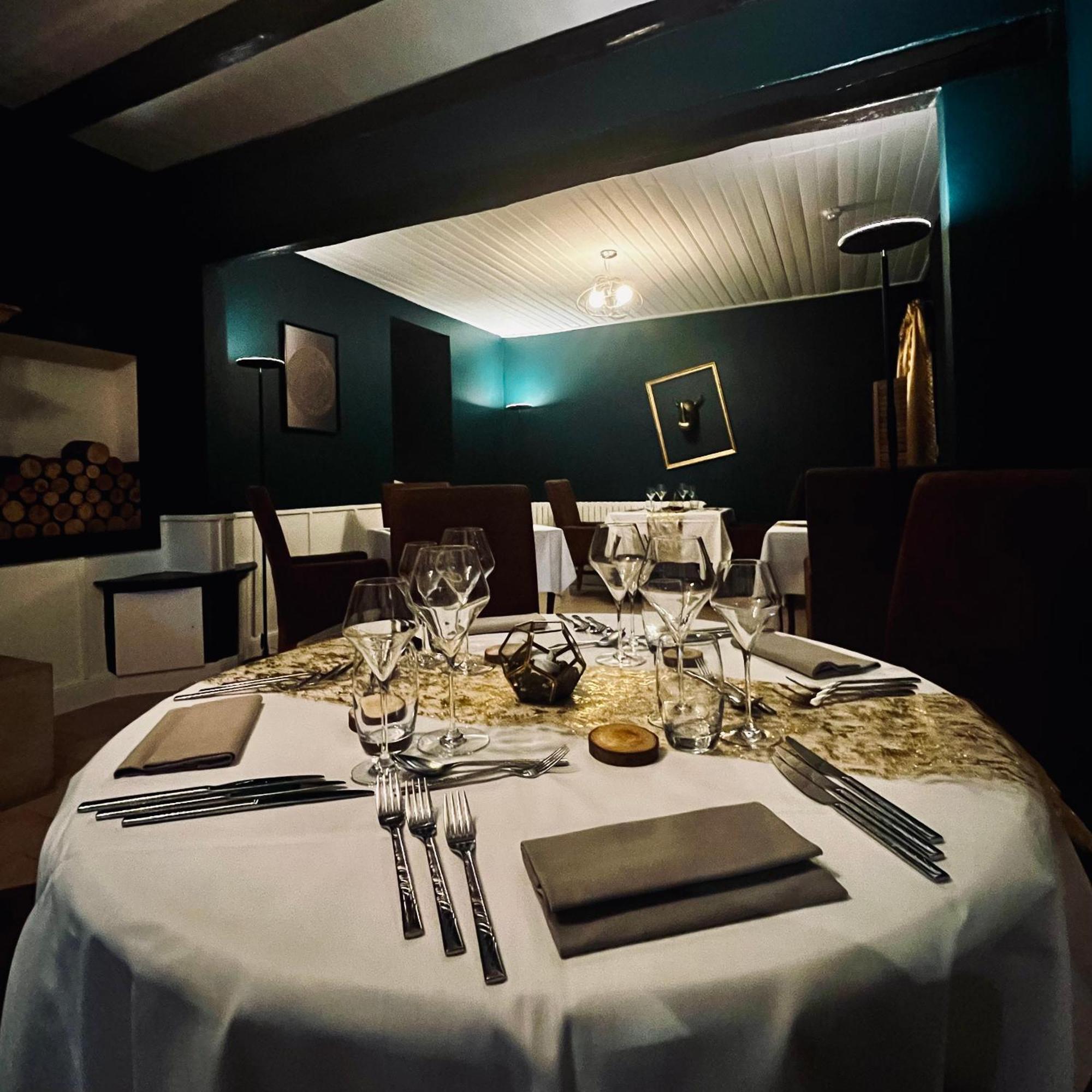 Logis Le Relais De La Voie Sacree 호텔 Issoncourt 외부 사진