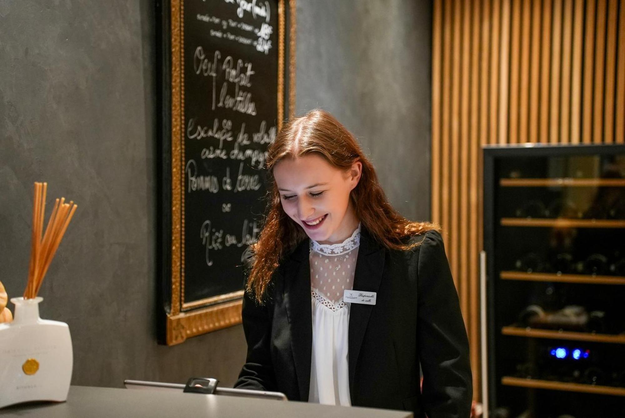 Logis Le Relais De La Voie Sacree 호텔 Issoncourt 외부 사진