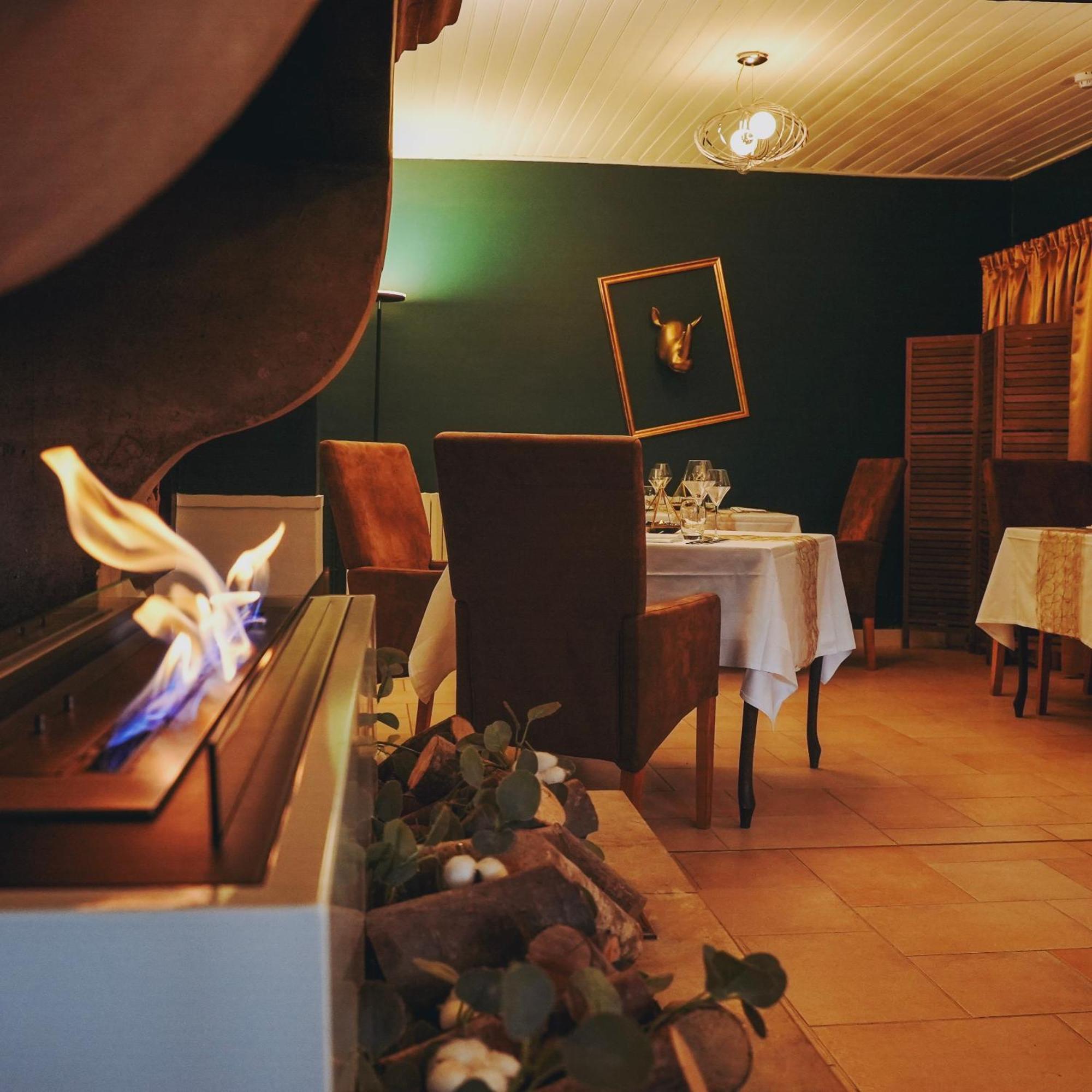 Logis Le Relais De La Voie Sacree 호텔 Issoncourt 외부 사진